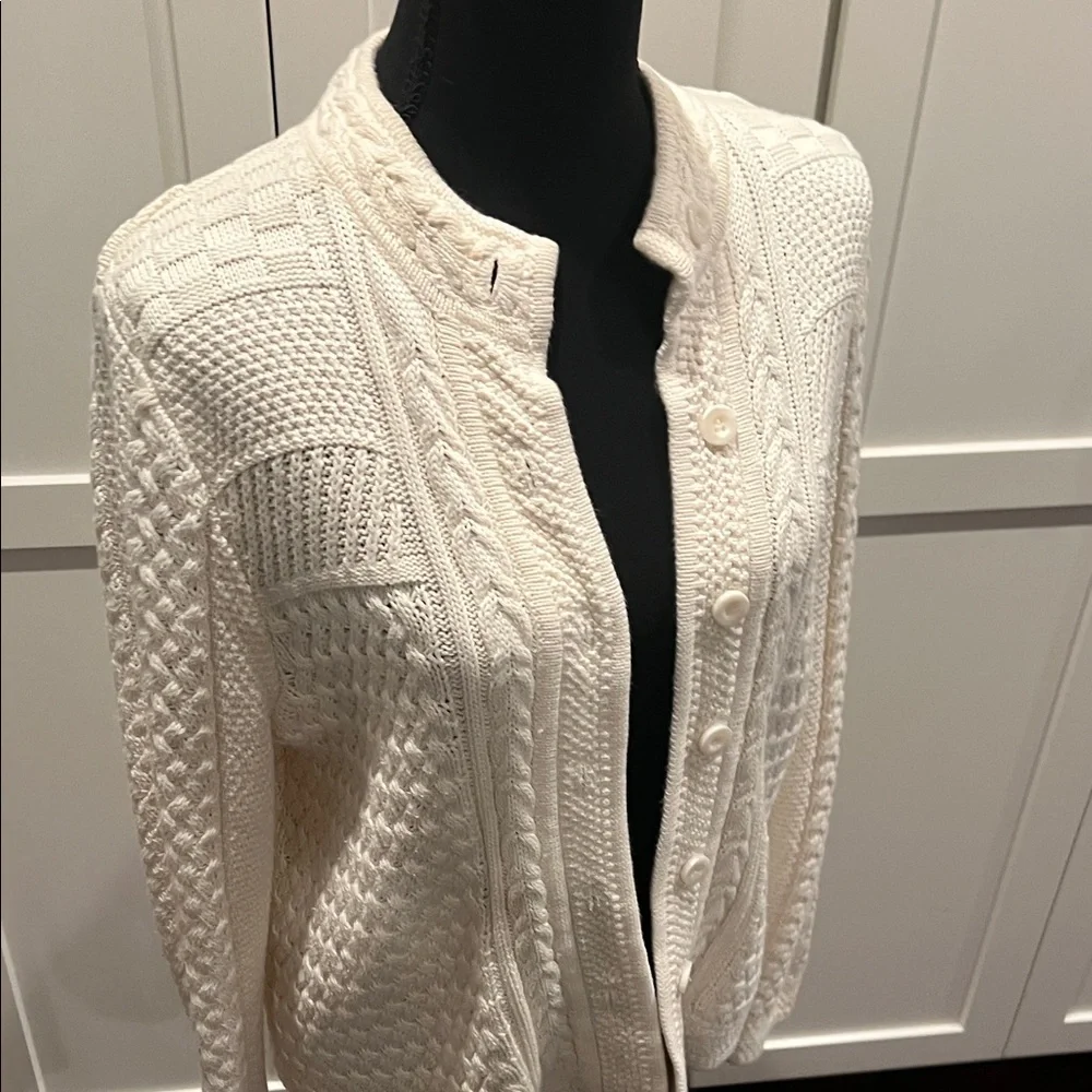 L.L. Bean Cream Cable Knit Cardigan Size MP - Picture 8 of 8